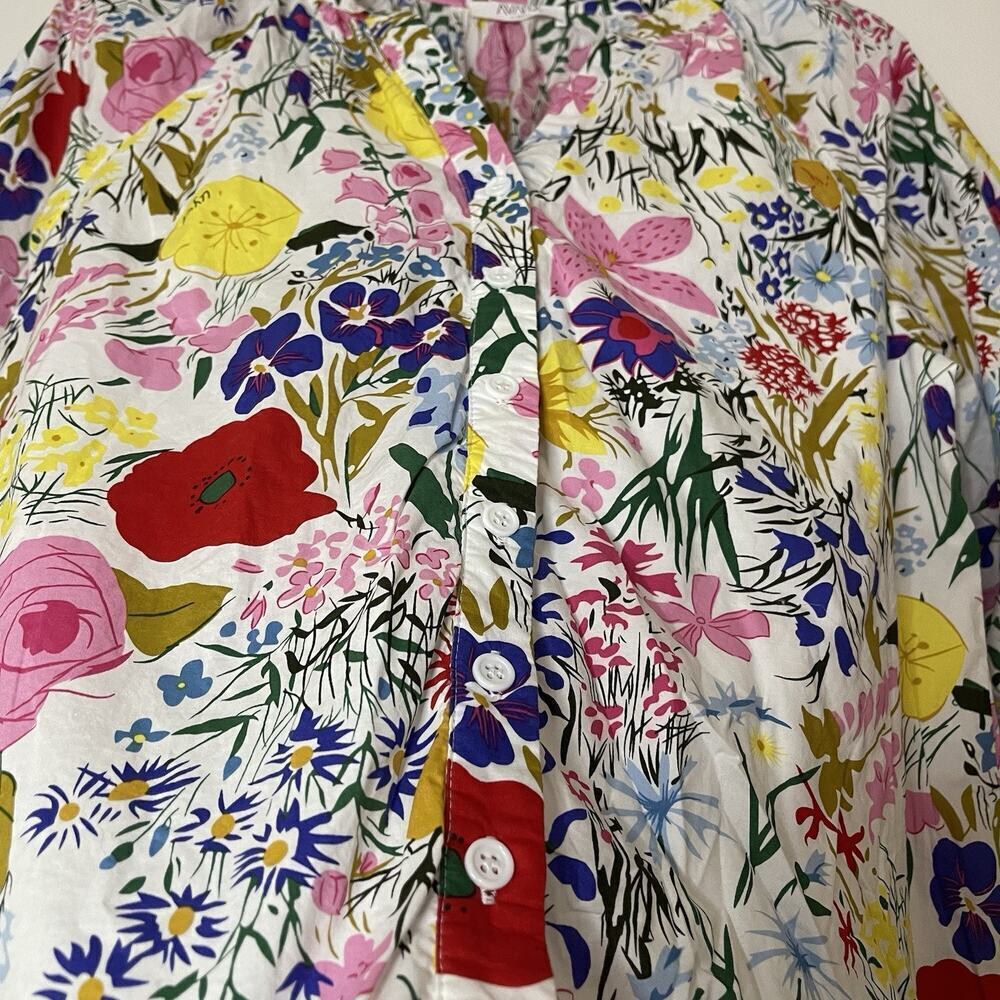 AVARA Diane Multicolor Floral button down blouse Top Size XS - Picture 4 of 6